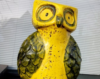 OWL 1960s yellow owl designed by Aldo Londi for Rosenthal Netter