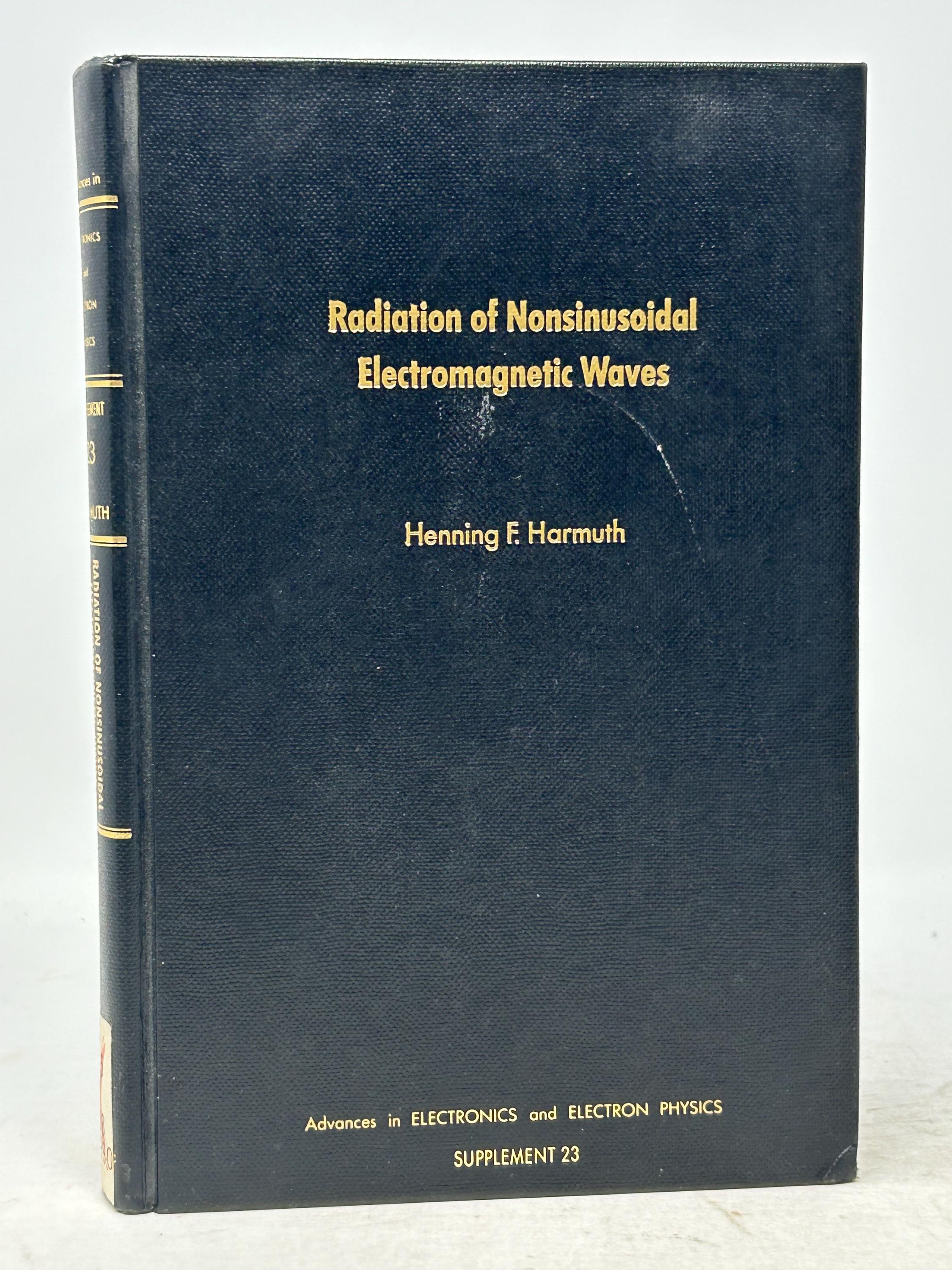洋書 Radiation of Nonsinusoidal Electromag il_fullxfull.7180883688_l5fr.jpg