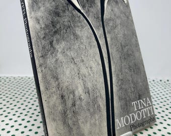 Tina Modotti: Photographs. by Sarah M. Lowe softcover art book