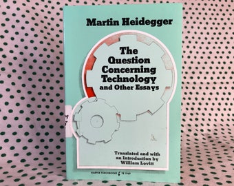 Martin Heidegger -The Question Concerning Technology and Other Essays -paperback