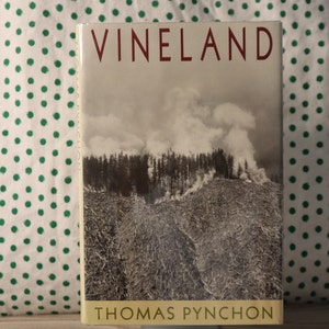 Thomas Pynchon -Vineland -Hardcover First Edition