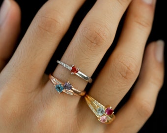 Heart Cluster Ring • Ring with Names and Birthstones • Name Engraved Ring with Diamond Accents • Silver Ring c Gemstone Ring • Modern Ring