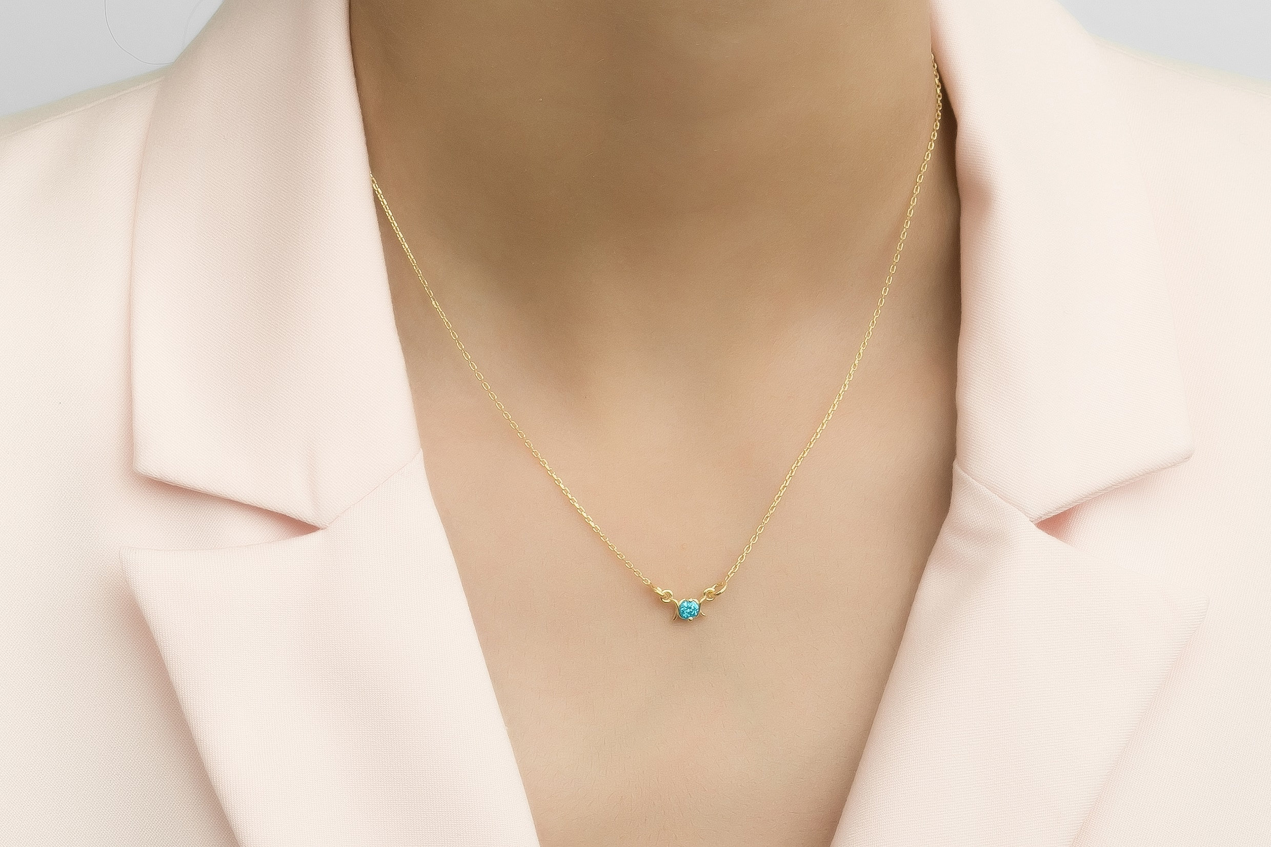 Multi necklace with flower stone