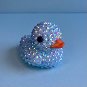 Patito de goma azul claro con diamantes de imitación - Regalo para baby shower - Decoración de pato brillante - Patito de paseo - Regalo de Pascua - Patito Jeep - Patito brillante