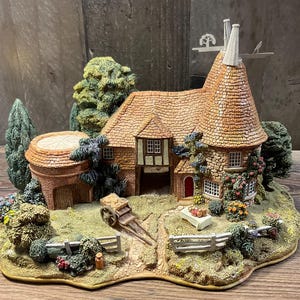 Lilliput Lane Houses - Etsy Canada