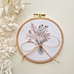 Imagem de bordado | Buquê de flores Buquê | rosa | 16cmø |Presente de Dia das Mães | Fique bem logo | Ideia de presente | Presente de inauguração | Ocasião | Decoração