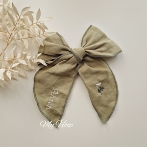 Hair bow - hair accessory - personalized - bow - gift idea - girl - baby