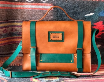 Bolso mensajero de cuero hecho a mano