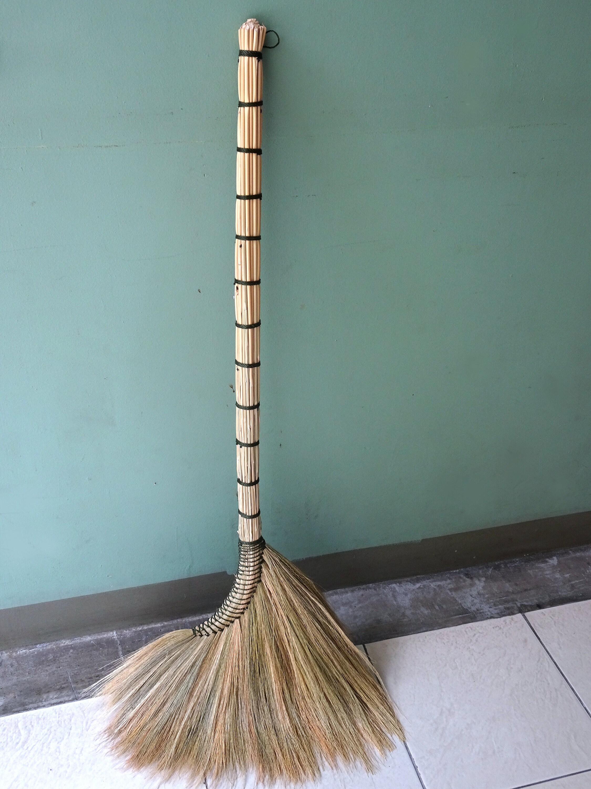 Handmade Asian Broom Natural Oriental Thai Grass Broomstick Etsy.de