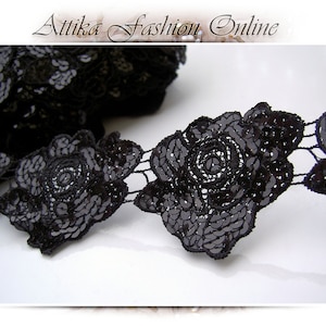 Prachtige ⋆ Sequined Geborduurde Sint-jakobsschelp Trim - Per Half Yard, 7 Bloemen - tijdloze kostuum kledingstuk jurk kussens rand decoratieve