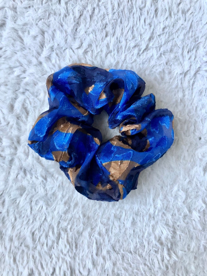 elastic fabric Chouchou scrunchy Green Leopard