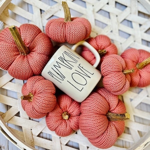 Upcycled sweater pumpkins, sweater pumpkins, fabric pumpkins, farmhouse pumpkins, stuffed pumpkins, fall farmhouse decor, pumpkins