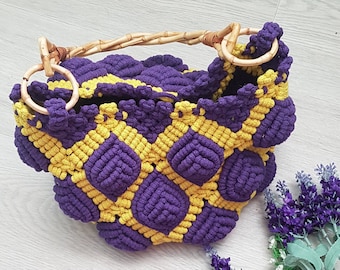 Handmade Macrame Bag with Wooden Handles,cotton thread,Eco Friendly,Stylish and fashionable,Handbag,Crossbody Bag,Macrame Clutch Purse