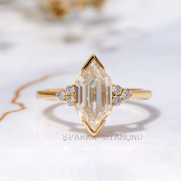 Kite Cut Moissanite Verlovingsring 1,80 CT Stap Cut Half Bezel Set Trouwring Fancy Long Hexagon Cut Anniversary Ring Cadeau voor vriendin