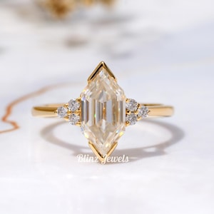 2.30 CT Step Cut Dutch Marquise Moissanite Ring Side Round Stone Wedding Ring 14K Gold Promise Ring Luxurious Custom Birthday Gift For Her