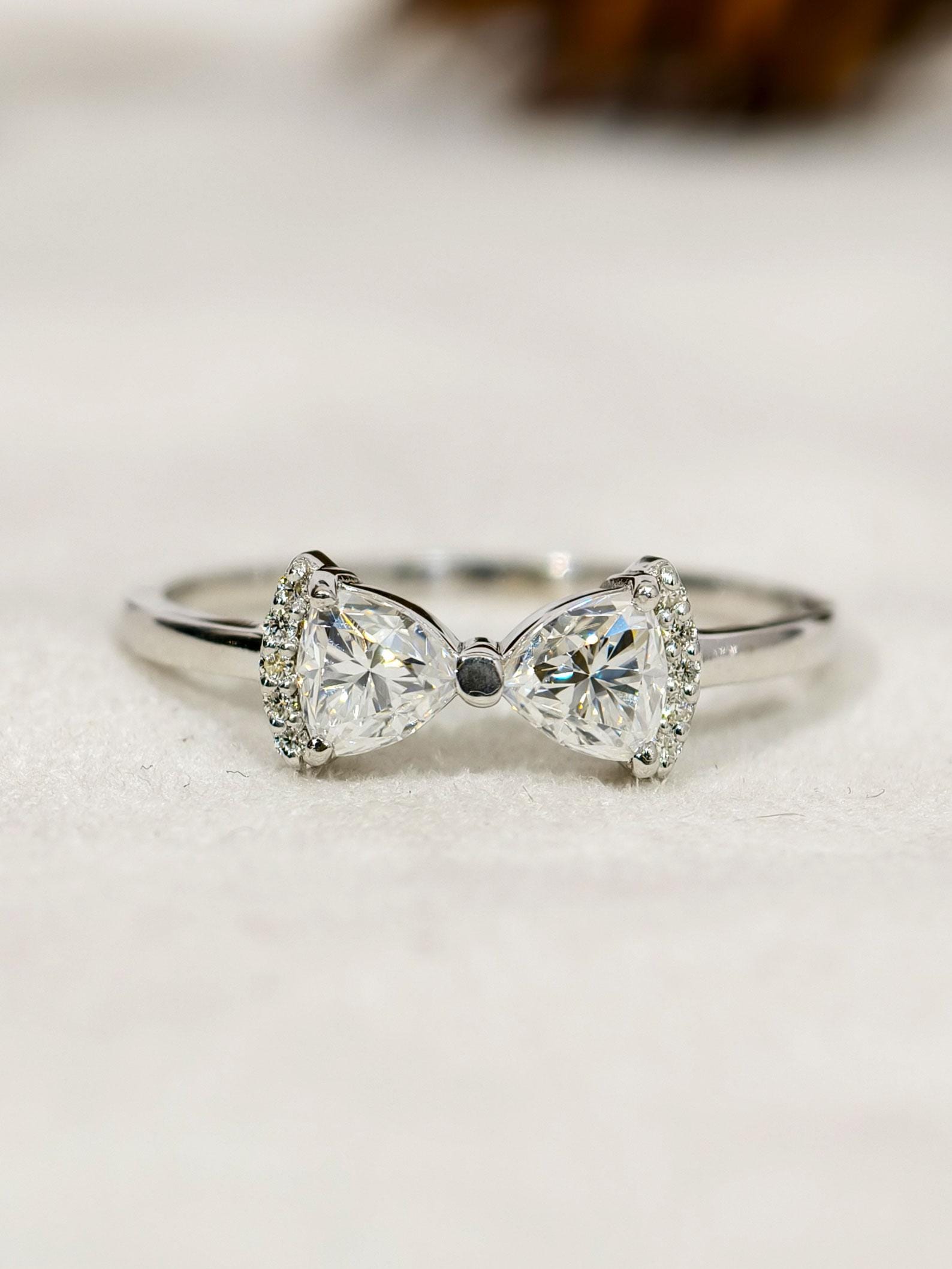 Trillion Cut Moissanite Engagement Ring Bow Tie Shape Diamond Proposal Ring Ribbon Knot Two Stone Wedding Ring Customized Anniversary Gift