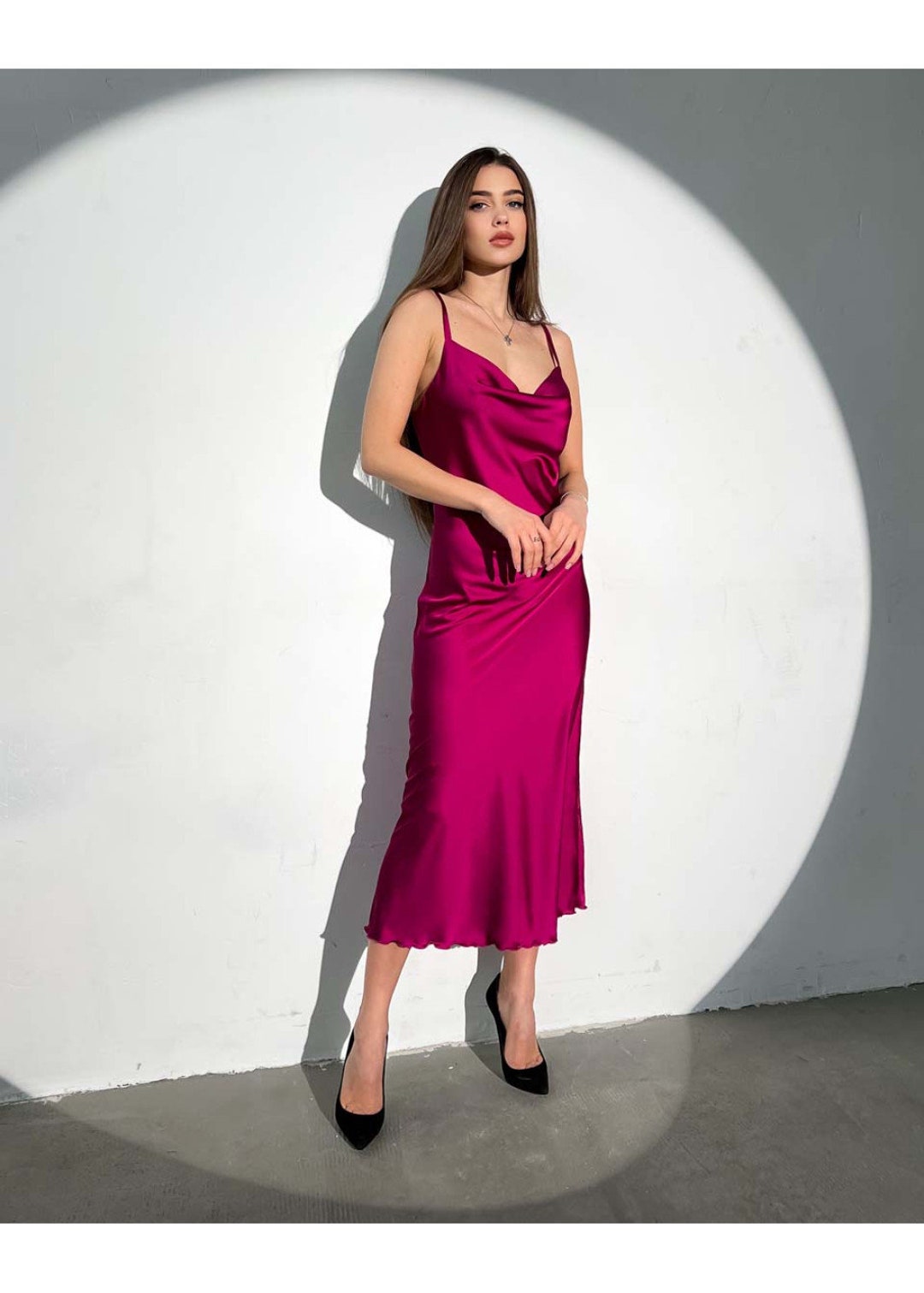Carmen Floral Midi Dress (Fuchsia)