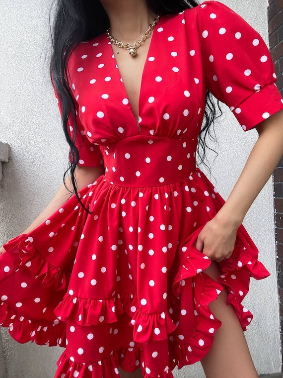 V-neck flared sleeve skirt polka dot waist mini dress V-neck flared sleeve skirt polka dot waist mini dress