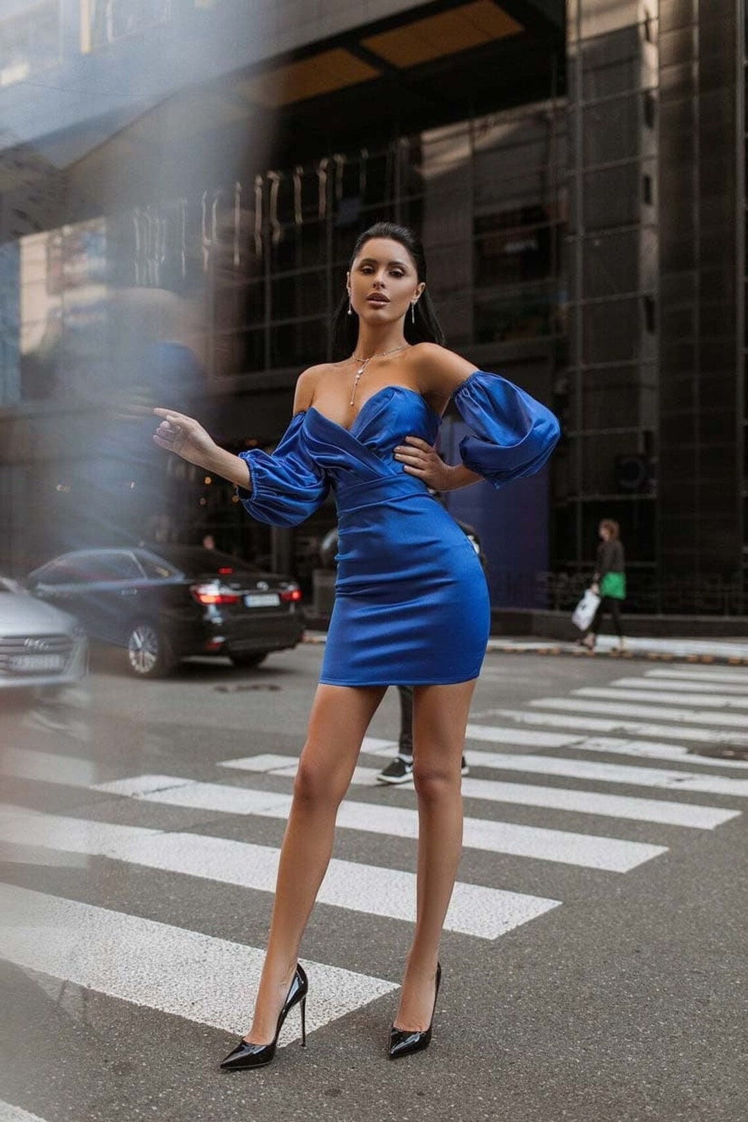Robe satin bleu roi hotsell