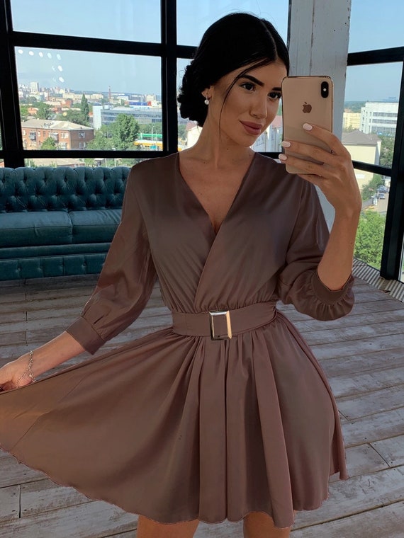 Robe fluide 2025 ceinturée