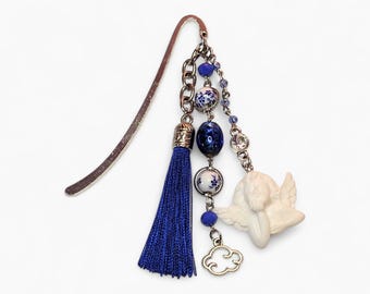 Beaded Bookmark, Handmade Bookmarks, Blue Charm Bookmind, Gift for Friend, Fairycore Bookish Gifts, Cottagecore Reading Accessory