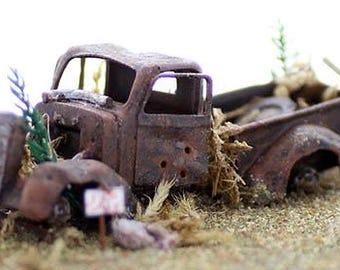 Camion à l'échelle N qui fond dans les années 50, dépouillé et rouillé FIN