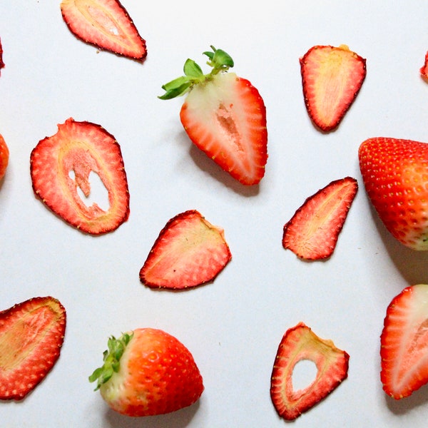 Dehydrated Strawberries, Dehydrated Fruits, 25g/35g, Dehydrated Snacks, Cocktail Garnish, Healthy Snacks, Valentine's Day, Gift for her/him