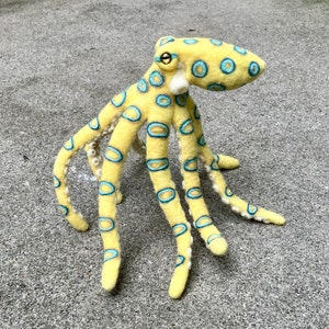 Large Needle Felted Octopus | MADE TO ORDER |Plush | Marine Animal | Needle Felted Animal