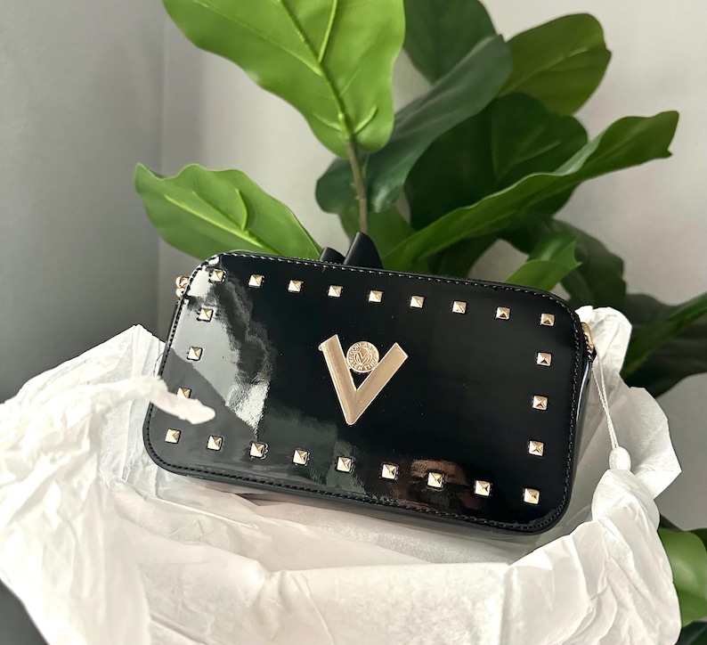 Neue Valentino Orlandi Crossbody Kameratasche Geldbeutel Schwarz Gold Hardware Mit Tags UVP 280 Italy Pink, Lavendel, Rot, Taupe, Weiß, Grau & Blau Bild 7