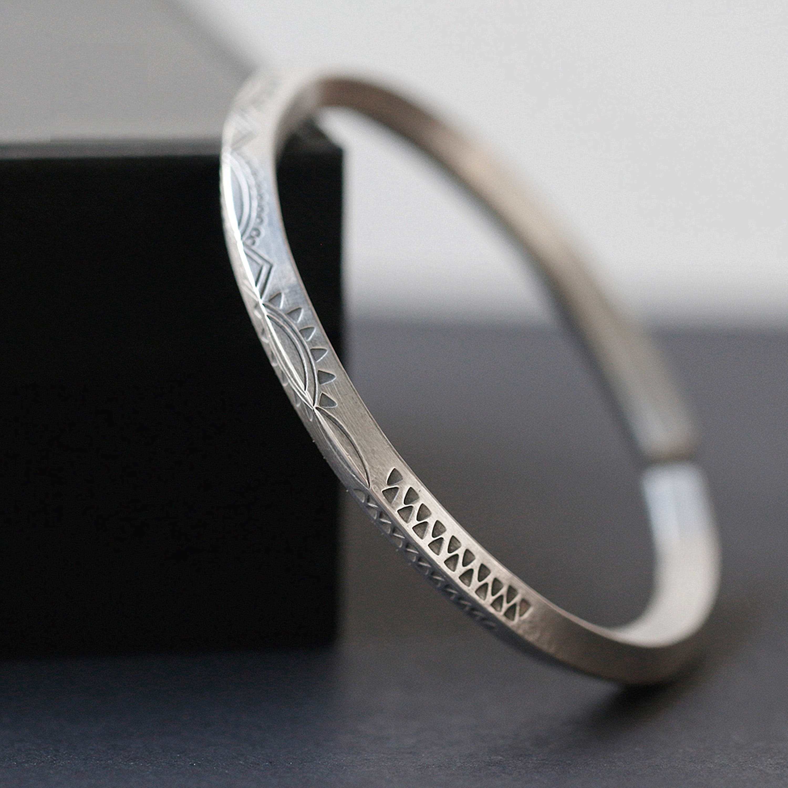 Viking Bracelet - Sterling Silver | Gotland Bracelet | Fenrir Arm Ring 17cm (6.7) / Silver