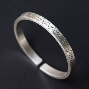 Geometric Triangular Bracelet|Unisex 999 Pure Silver Viking Bangle|Southwestern Inspired Cuff|Personalized Gift For Him/Her|Custom Engraving