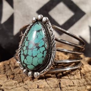 最終値下げ　navajo族　silver bangle Navajo Bangle Unisex, Large Spiderweb Turquoise, 925 Sterling