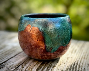 Shiny Metallic Rainbow Copper Lustre Moon Glazed Raku Fired Ceramic Pottery Wheel Thrown Spherical Bowl/Pot/Yunomi ~ 9cm x 8.5cm