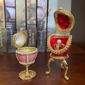 2 Mini Uovo intagliato a mano, Uovo di quaglia decorato, Portagioie Eleganza, Regalo di Pasqua
