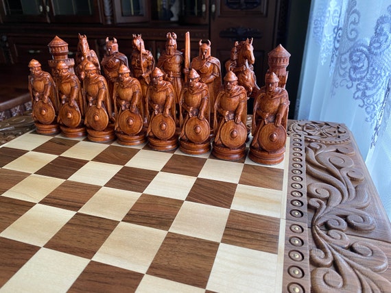 Wooden Chess Pieces palladin, Original Chess Pieces, Wood Carving