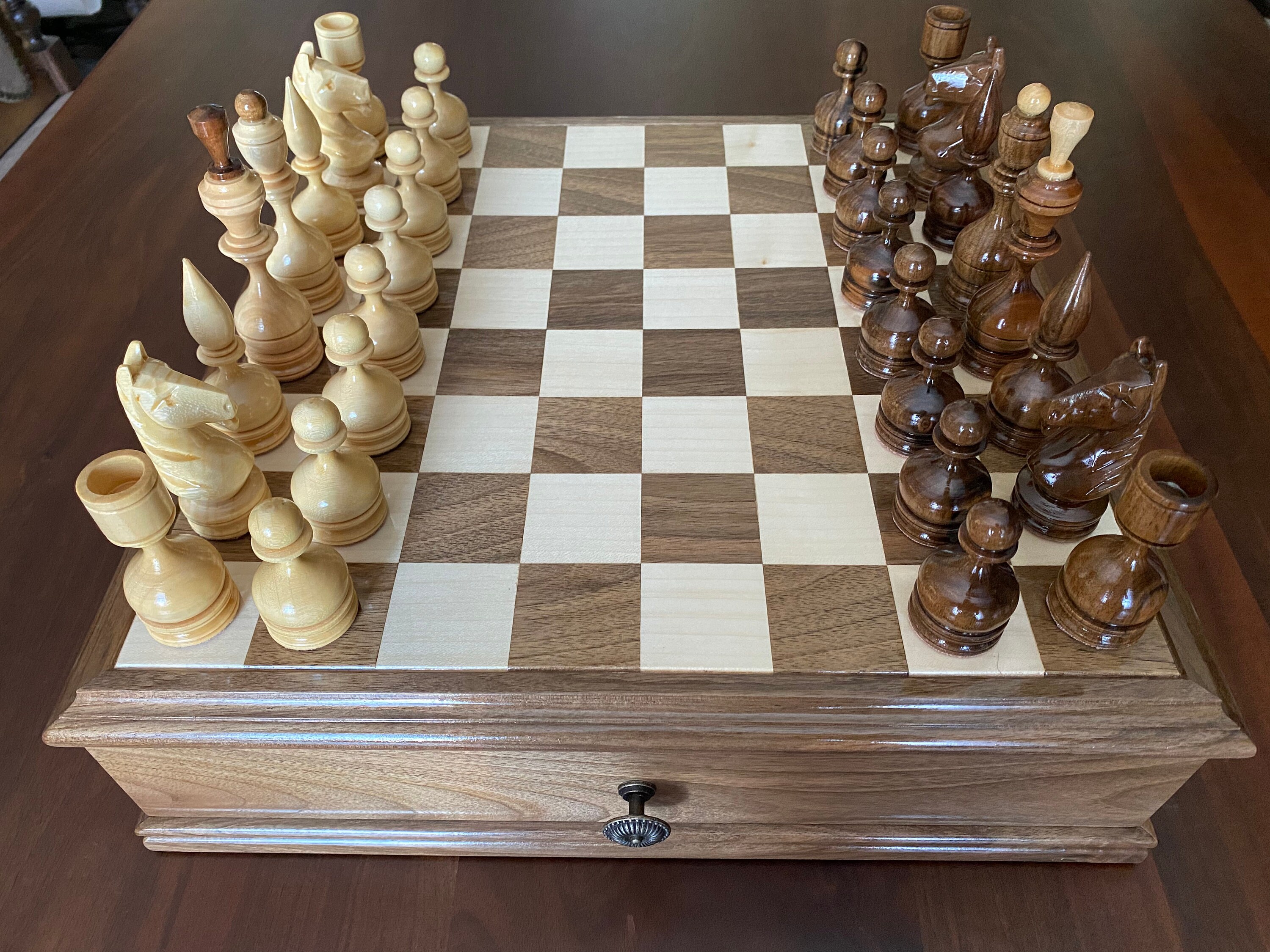 Ggs Grandgiftstore Ajedrez De Madera Premium - Temática Cruzadas Y Otomanas, Piezas Pintadas A Mano, Azul