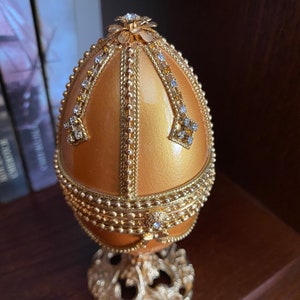 Music Box Hand carved Goose Egg, Decorated Duck Egg, Elegance Jewelry Box, Easter gift, Ostern decor