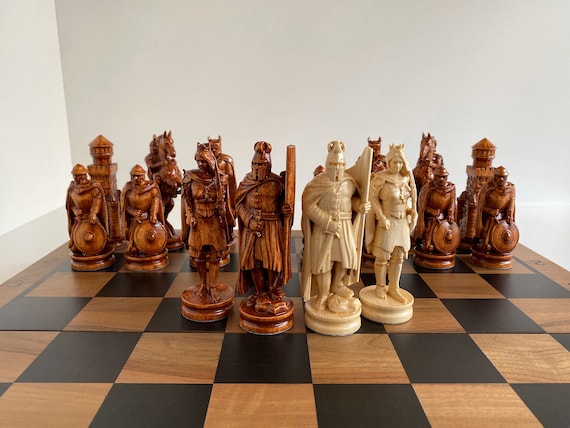 Wooden Chess Pieces palladin, Original Chess Pieces, Wood Carving