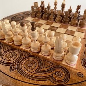 Round chess set Wooden chess game Handmade chess board handcrafted Round chess set with board Chess board
