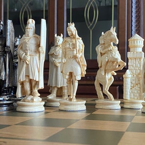 Medieval wooden chess pieces, Original chess pieces, Wood carving chess pieces, Carved chess pieces set, Chess set with storage