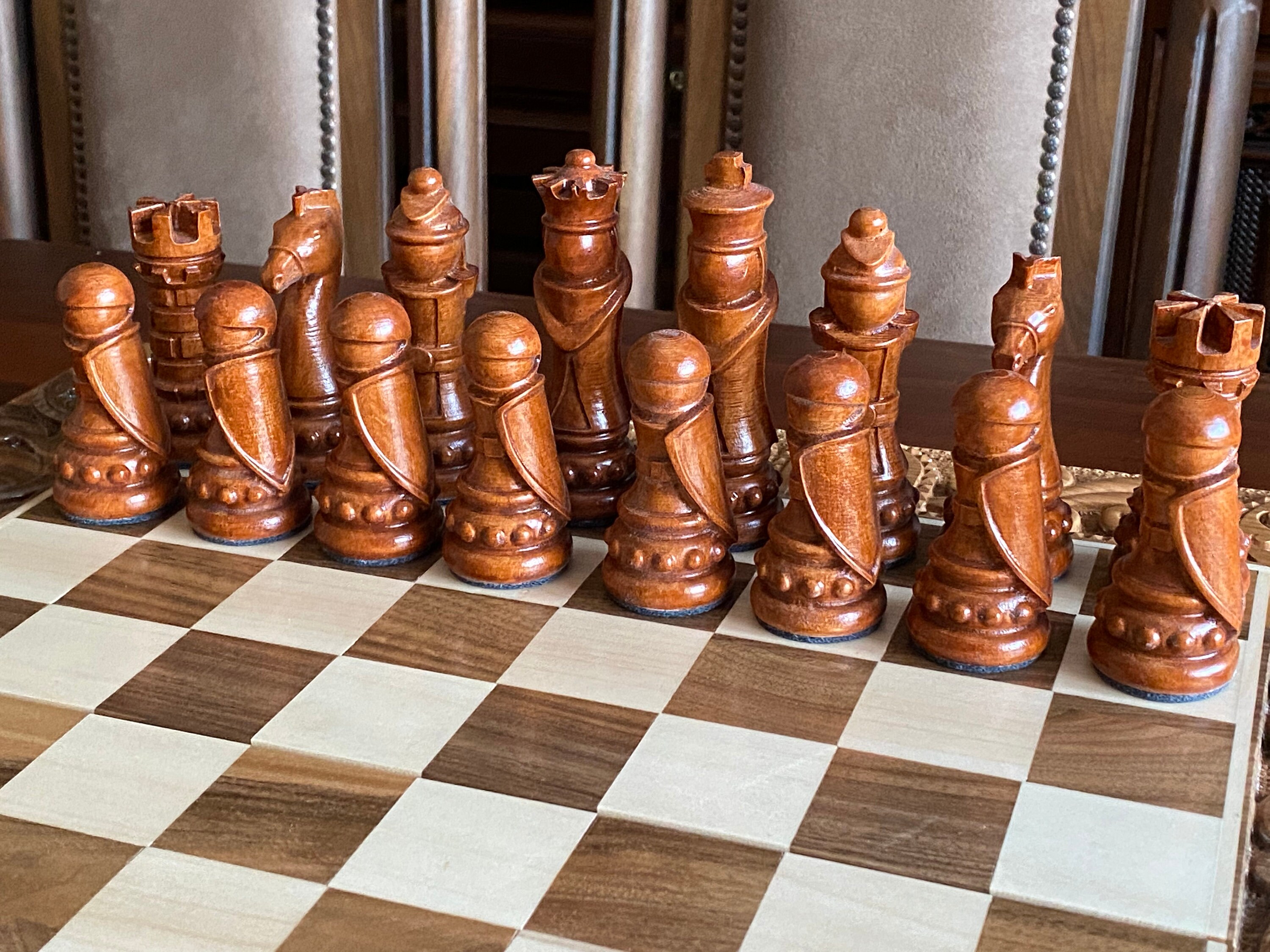 Handmade Wooden Chess Sets  Antique Chess Pieces - Staunton Castle