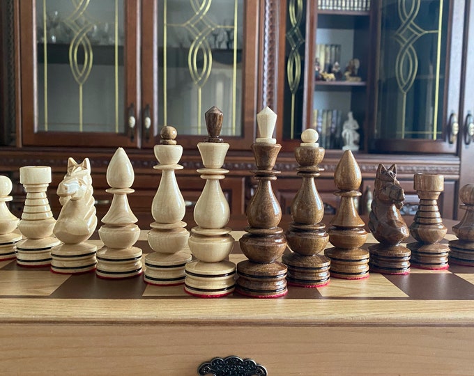 Wooden chess pieces, Wooden chess set, Chess Set Wood carving chess pieces, Chess pieces set, Handmade wooden chess set