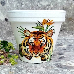 Tiger plant pot, 15cm, Tiger planter, Fathers Day plant pot, Decorated Flower Pot, Tiger gift,  Decoupaged terracotta plant pot, Dad gift