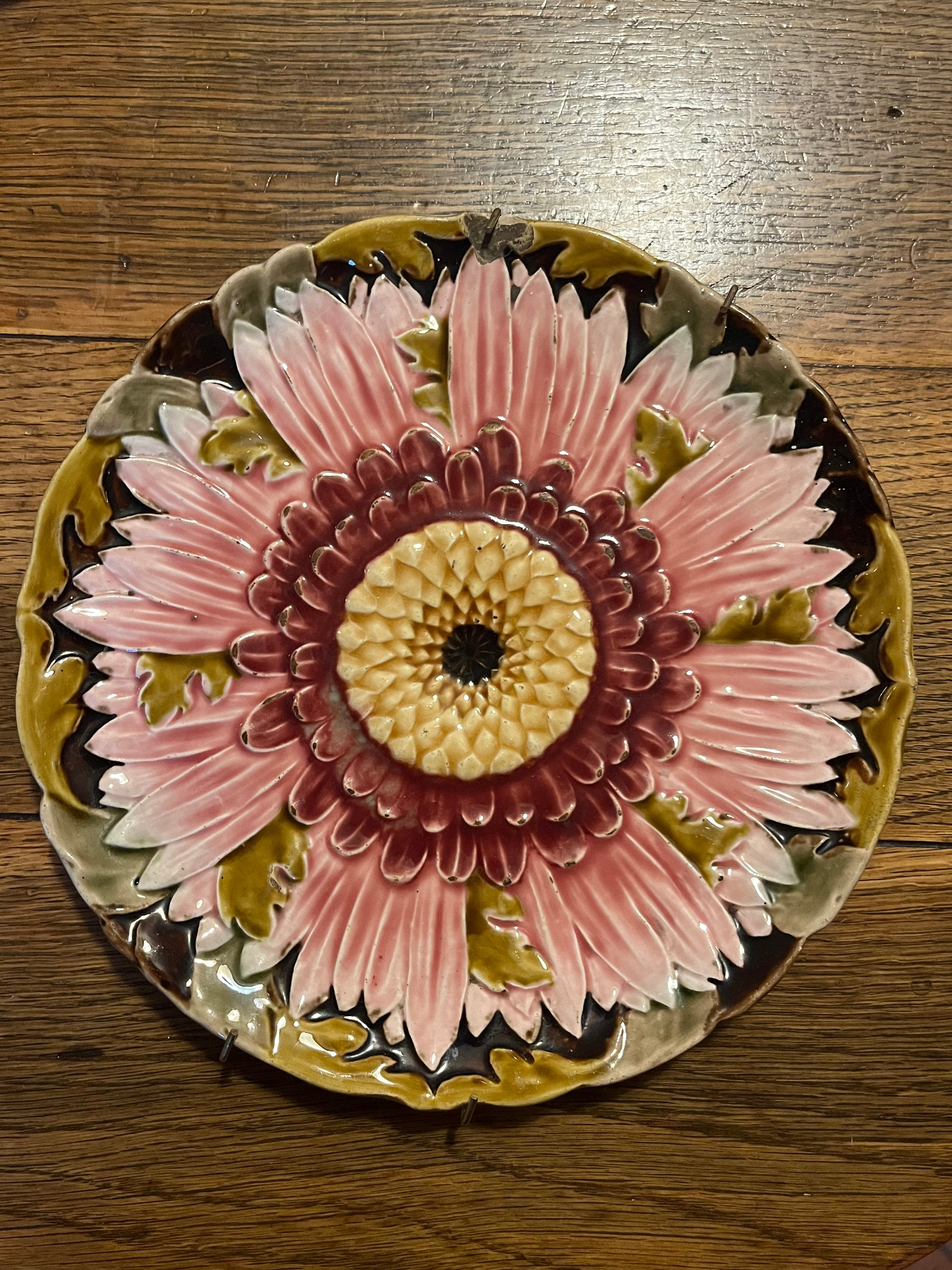 石川隆児　flower rim plate Antique Josef Steidl Znaim Majolica Plate, Lotus Flower Design - Etsy