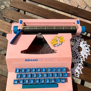 Buy My First Typewriter Toy Writing/Typing Machine Playset w/ Replacement  Ribbon, Writing Paper, No Batteries Required Online at desertcartEcuador