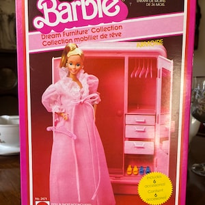 Vintage retro original Mattel Barbie NRFB NEW Dream Furniture Collection Garderobe without doll, never opened, box in perfect condition 1982