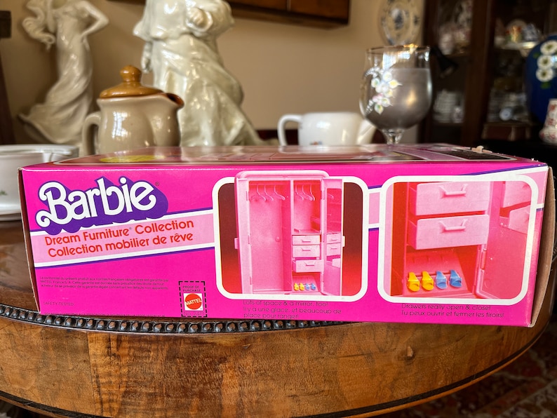 Photos Vitrine Poupee Barbie, 95 000+ photos de haute qualité gratuites