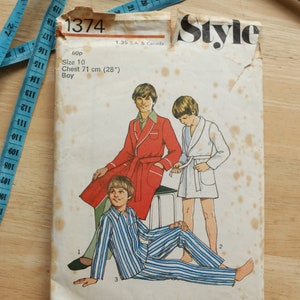 Style sewing pattern 1374 boys robe/dressing gown and pyjamas - 2 length variations - size 10 - chest 71cm - 1970s - vintage - retro
