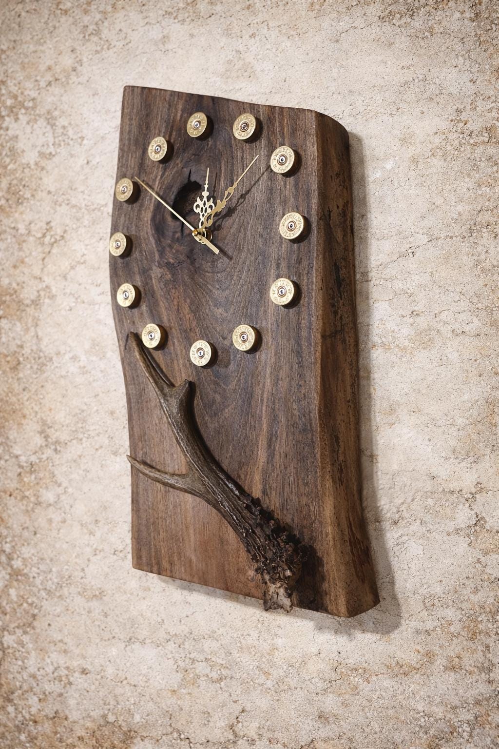Handcrafted Wood Wall Clock – Deer Antler, Rustic Luxury - Etsy