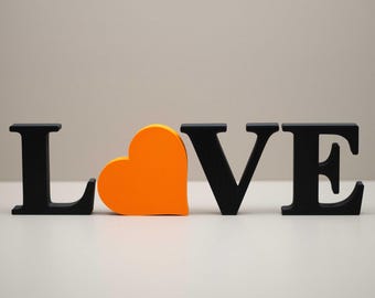 LOVE Ornament Letters with Coloured Heart: Shelf Word, Modern Home Decor, Living Room Ornament